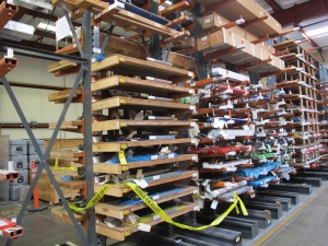 LOT ASSORTED BARS, STUDS, PIPE, GLASS, DUCT, SCREWS, ETC. (W-50) LOADING & HANDLING FEE $50-